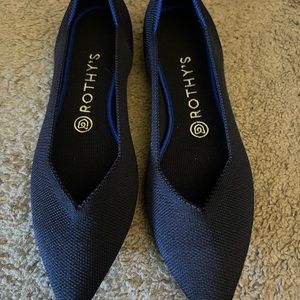 Rothy’s point navy ballet flat 9